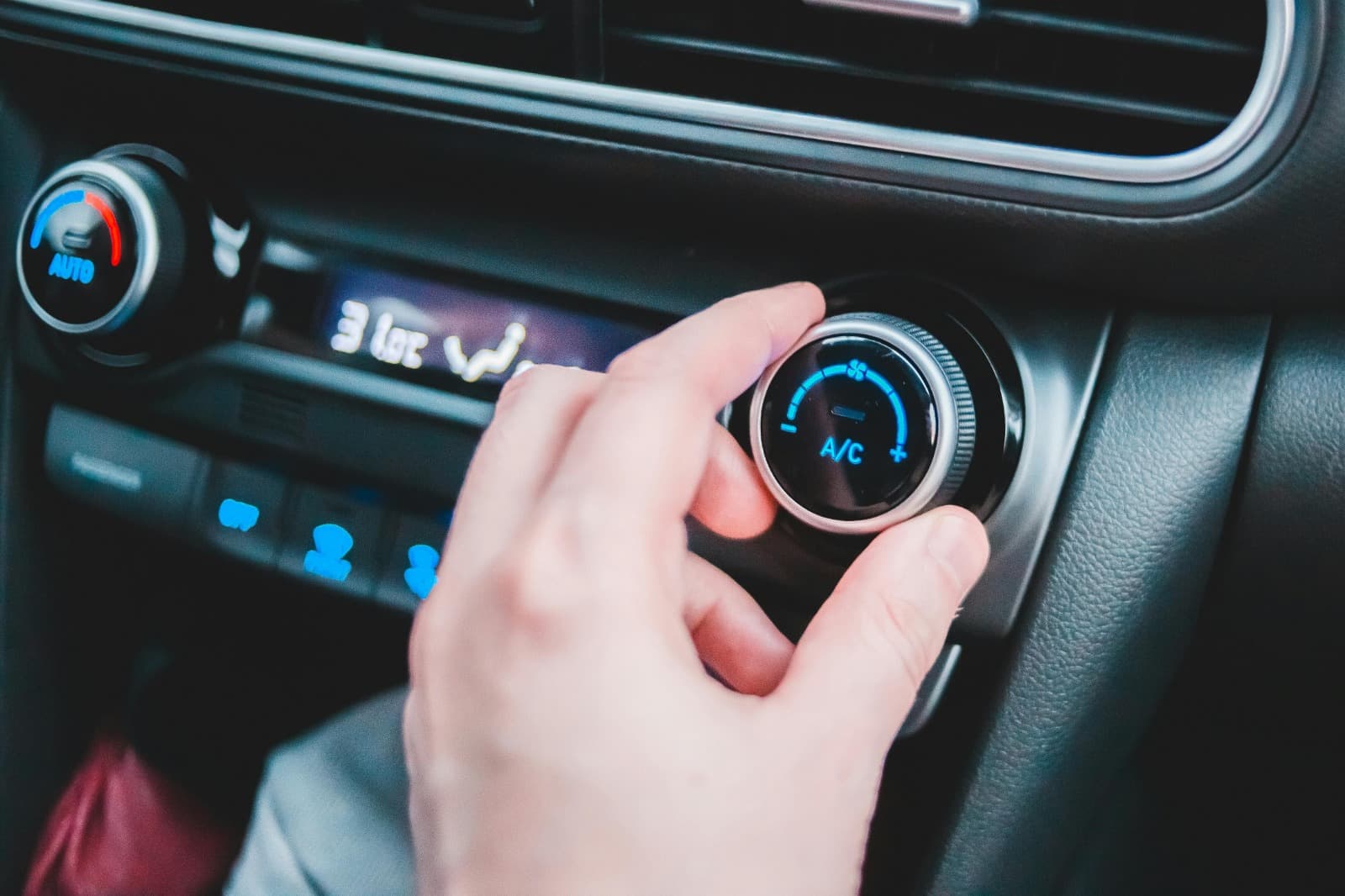 Service Aer Condiționat Vehicule